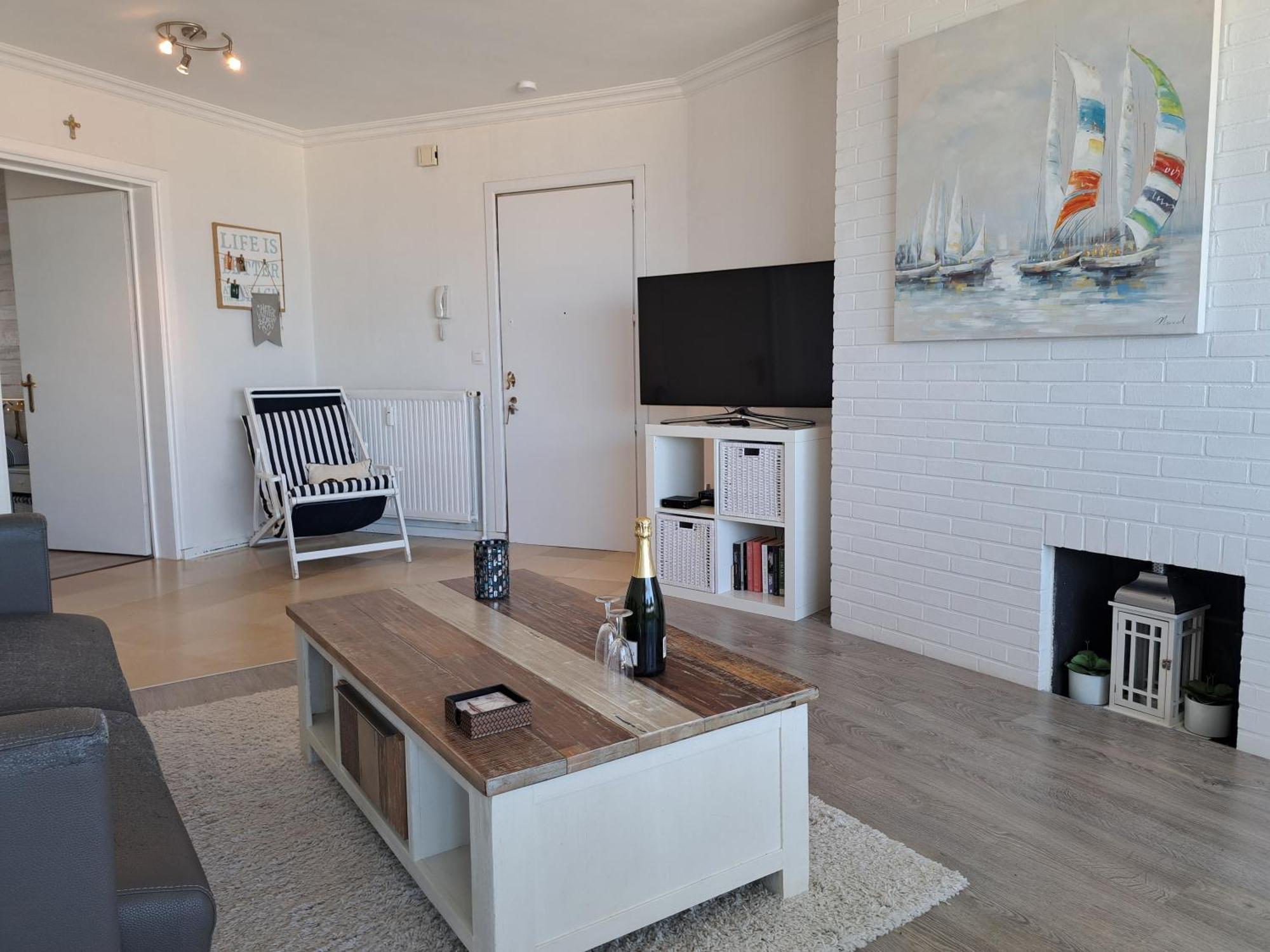 Appartement Raversijde With Seaview